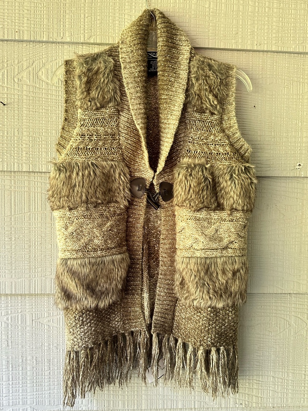 Rochelle California VTG Wool Blend Boho Knit Faux Fur Fringe Hem Vest w/Toggle~S